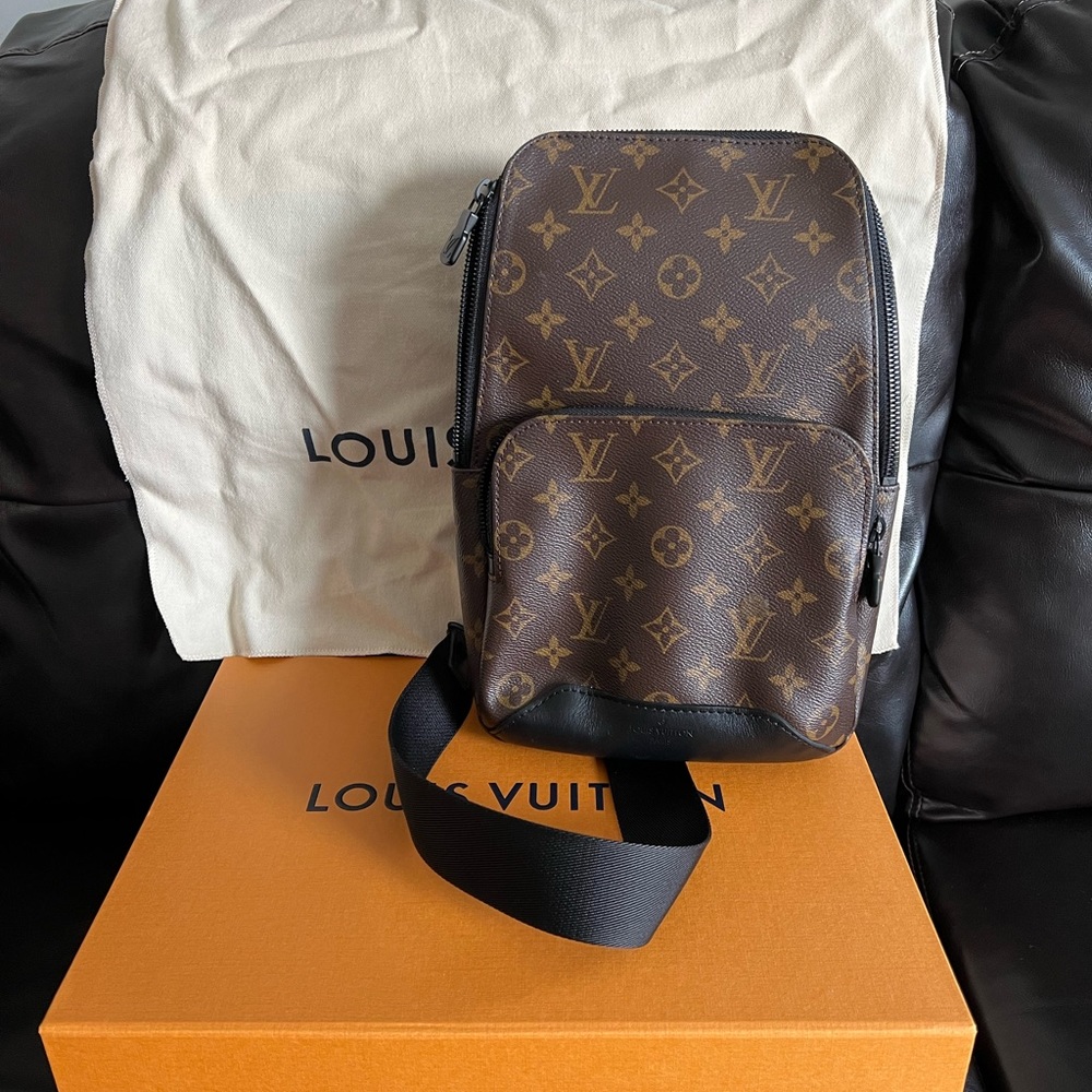 Authentic Louis Vuitton Avenue Sling Bag - Picture 11 of 13